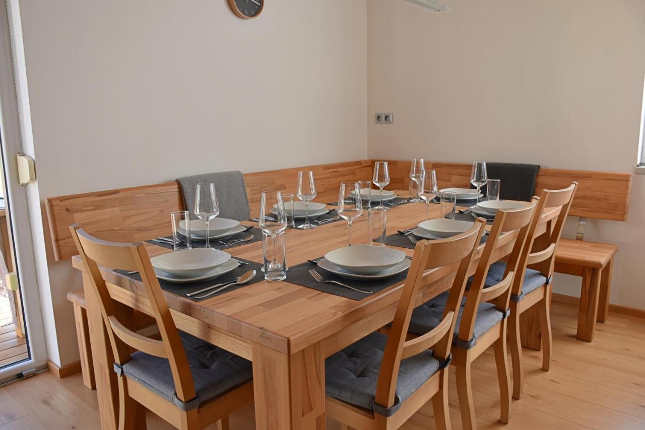 Holiday Home Znojmo W/ Wellness & Wine Buitenkant foto