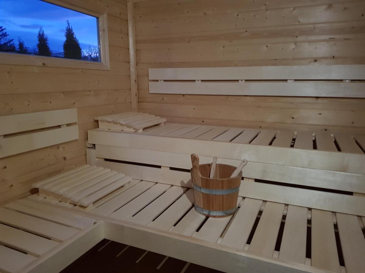 Holiday Home Znojmo W/ Wellness & Wine Buitenkant foto