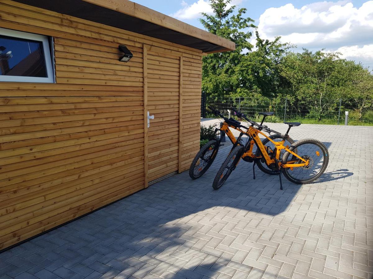 Holiday Home Znojmo W/ Wellness & Wine Buitenkant foto